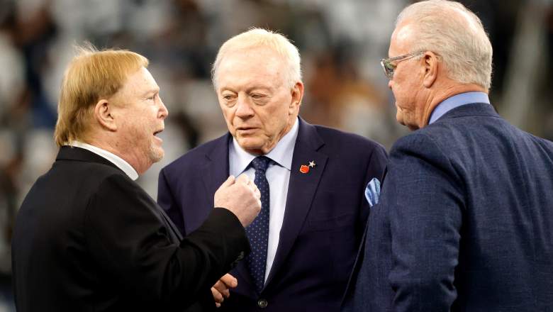 Cowboys owner Jerry Jones and executive vice president Stephen Jones with Raiders owner Mark Davis