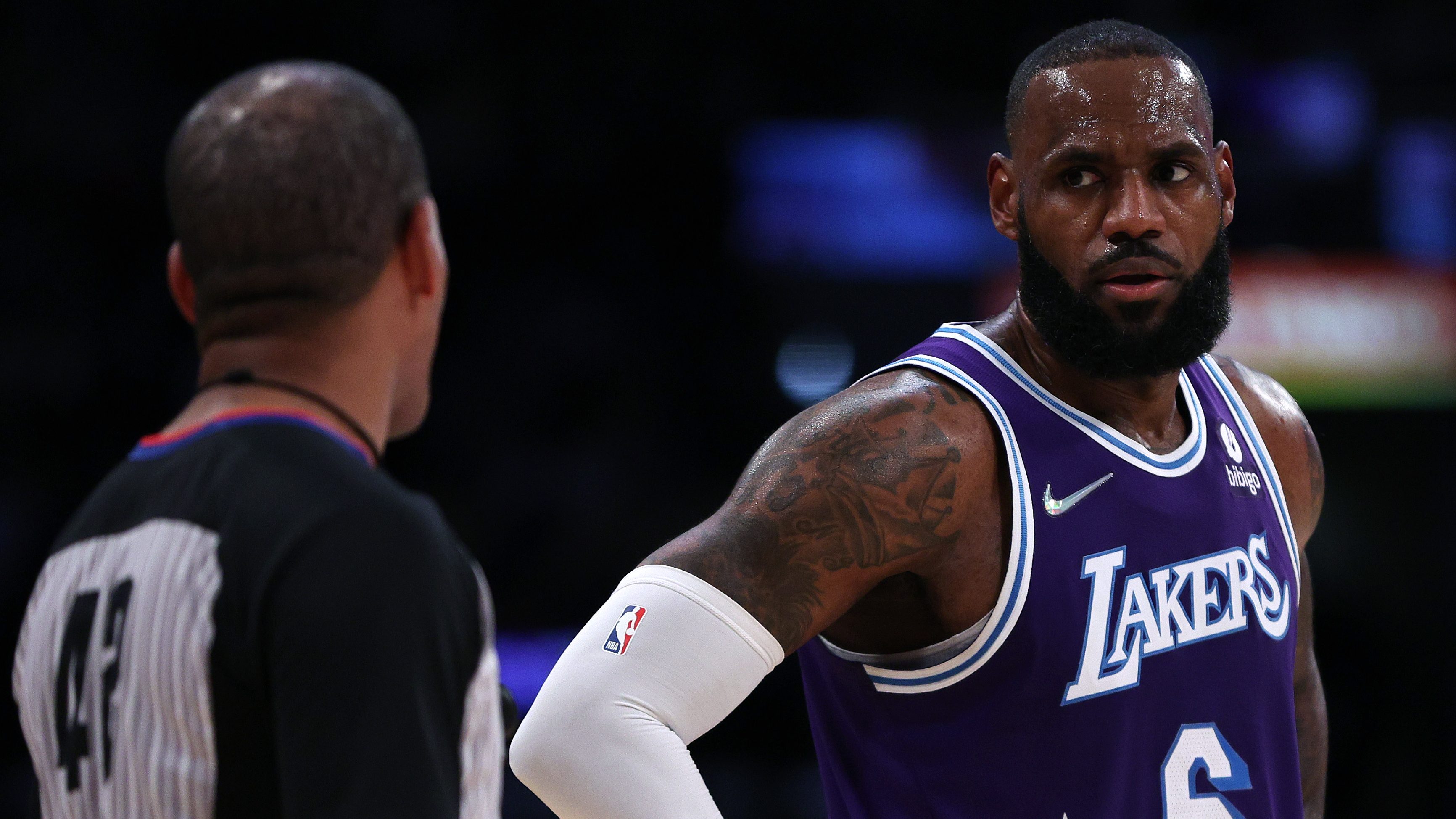 Lakers Star LeBron James Rips NBA After Missing Game