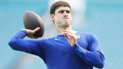 Giants Get Concerning News on Daniel Jones, Make Corresponding QB Move: Report
