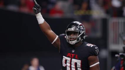 Falcons’ 300-Pounder Reacts to Pick-6 vs. Tom Brady