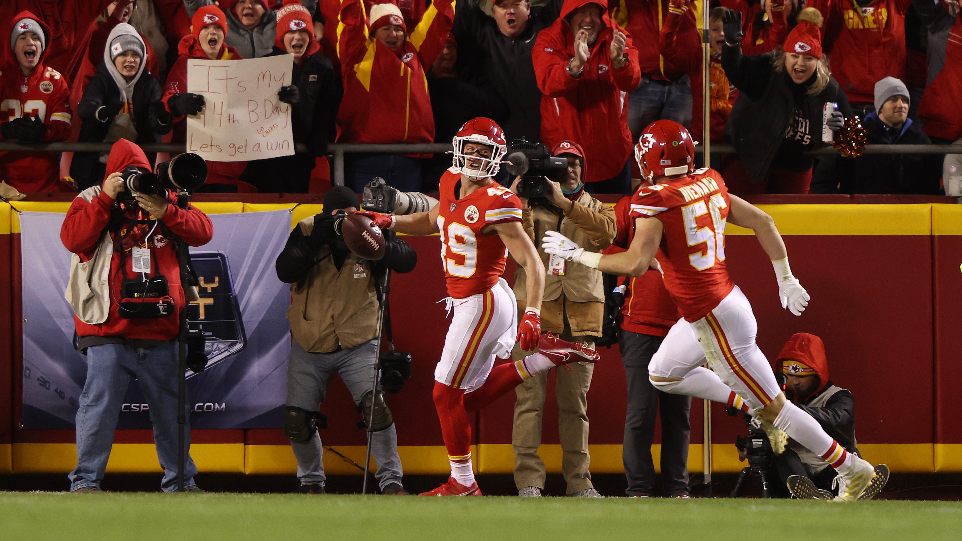 Chiefs S Daniel Sorensen On Criticism Towards Him: I Don't Care, Frankly