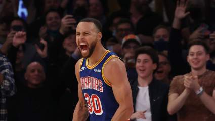 LeBron, NBA World Go Nuts as Steph Curry Sets Twitter Ablaze