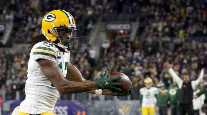 Bet $5, Win $150 on the Packers-Browns Christmas Day Game