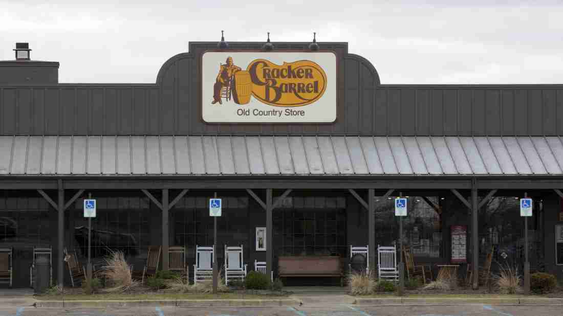 cracker-barrel-christmas-eve-and-day-2021-hours-and-specials