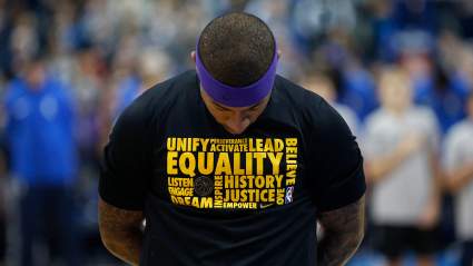 Lakers Sign 2-Time All-Star After Months of Speculation: Report