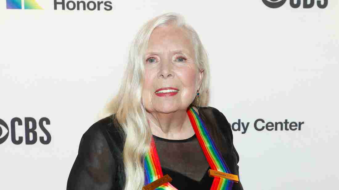 Joni Mitchell's Net Worth 5 Fast Facts You Need to Know