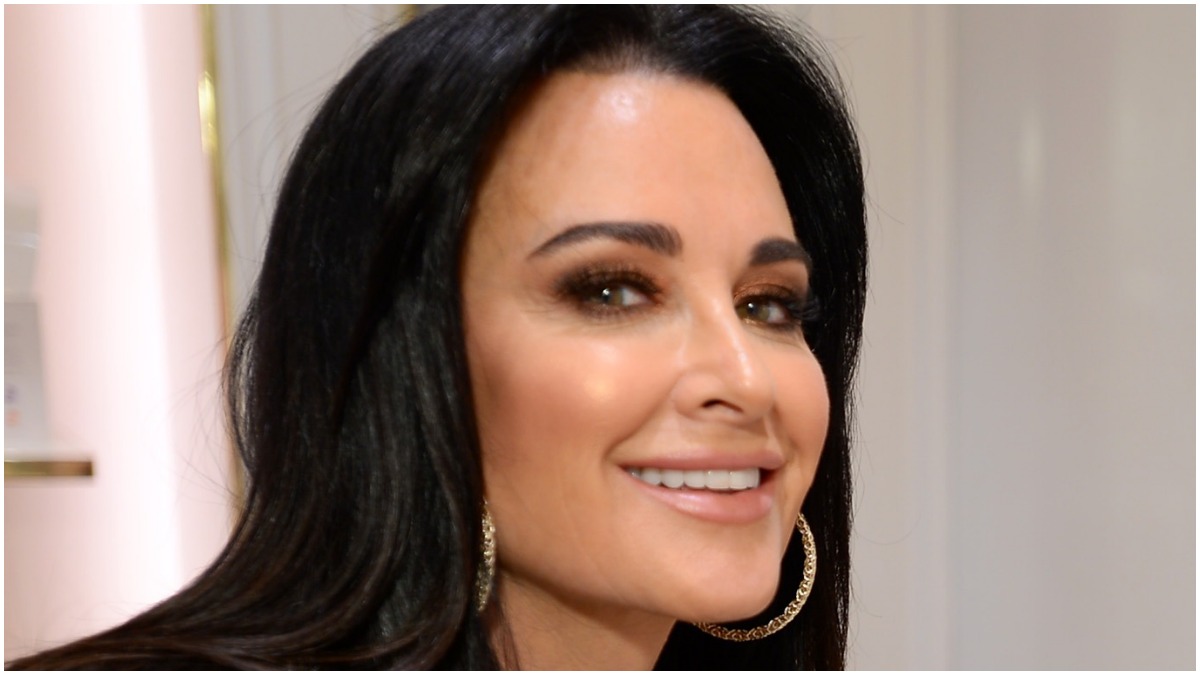 Explore What's Inside Kyle Richards' Bag: Beauty, Fitness, and