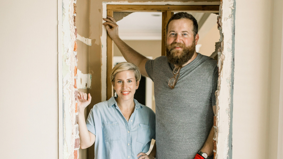 Ben And Erin Napier Renovate Their House On ‘home Town