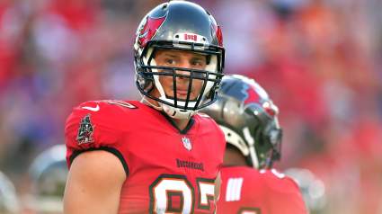 Bruce Arians Sends Message to Rob Gronkowski