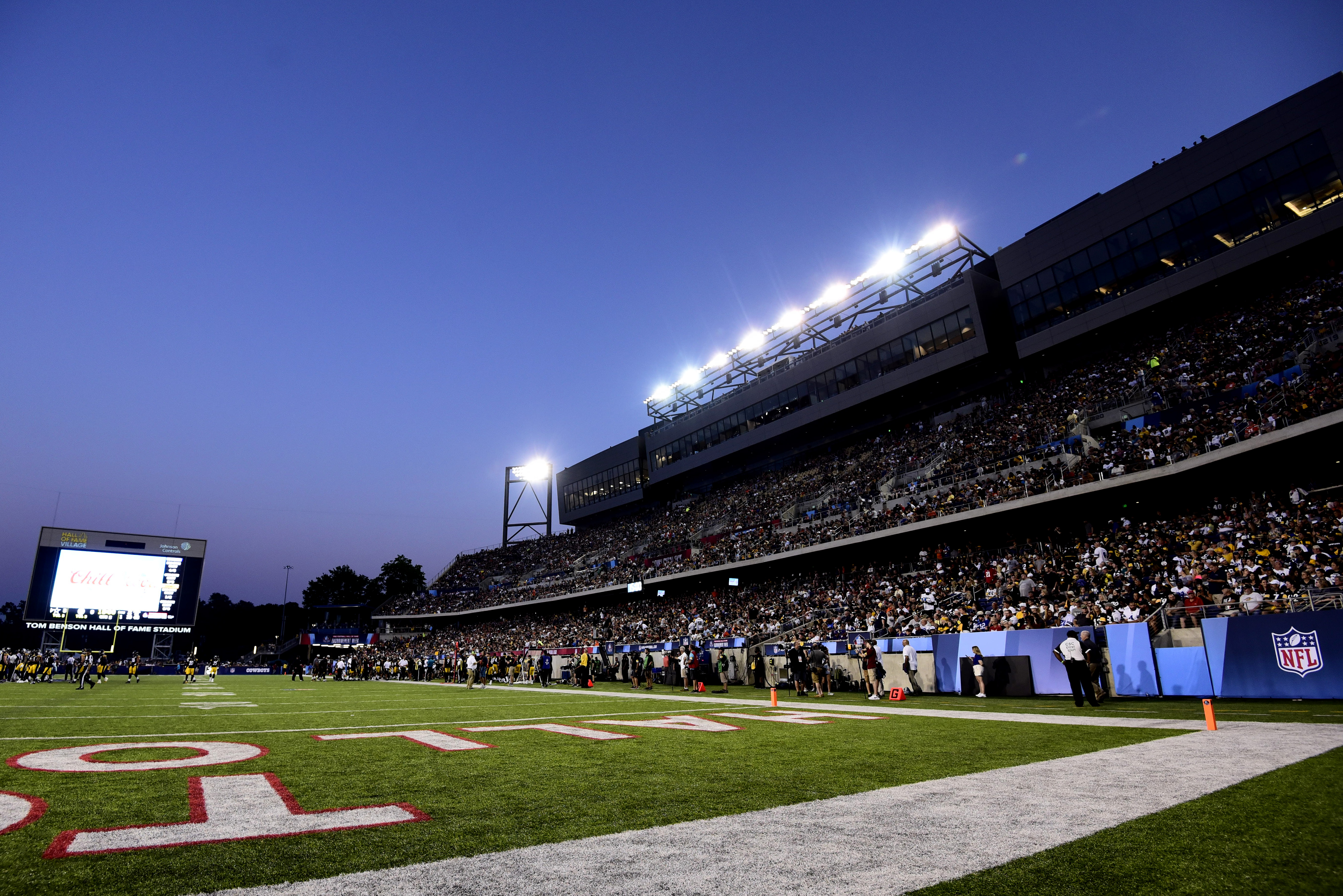 How To Watch Mary Hardin Vs North Central Stagg Bowl 2021