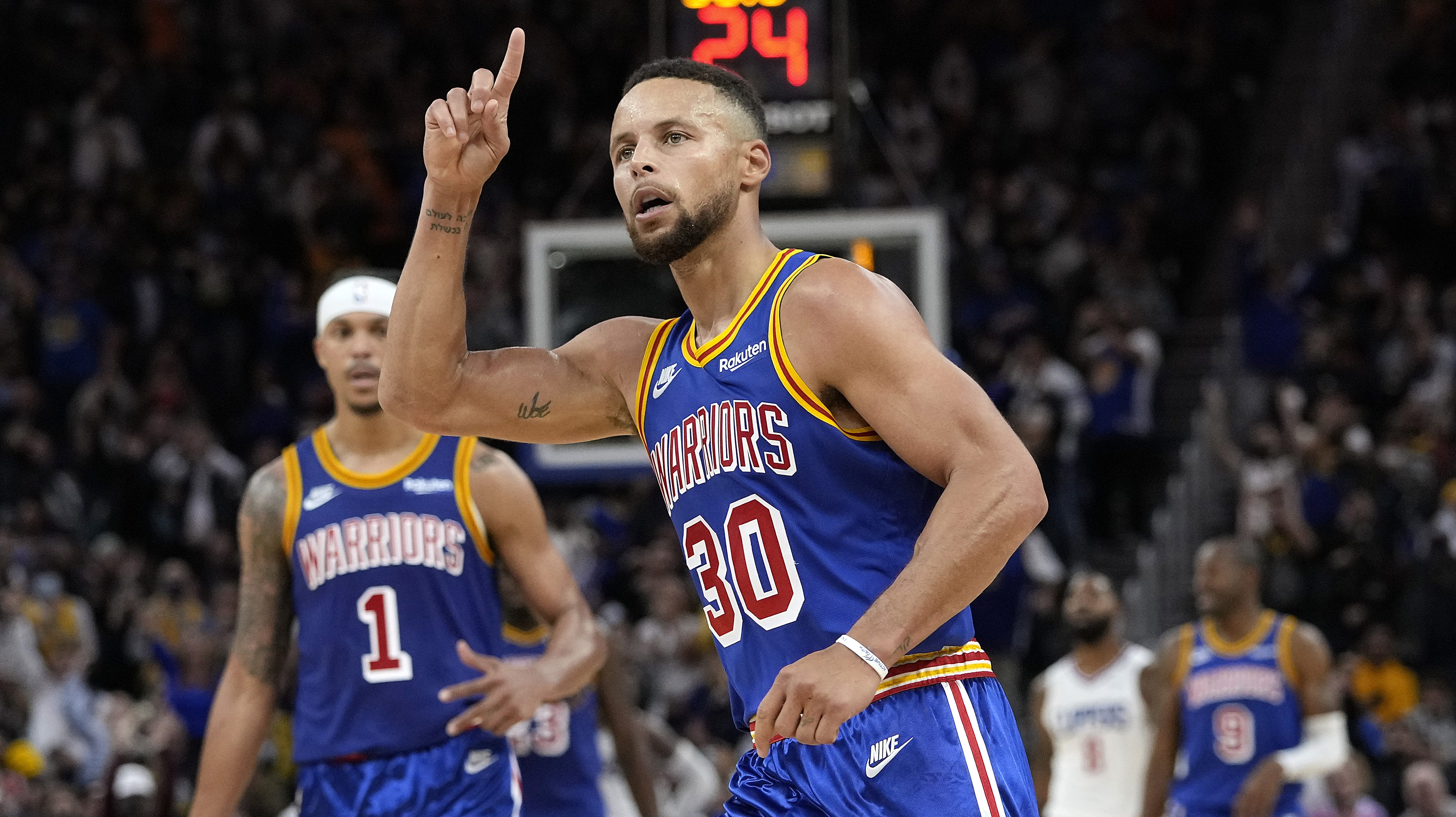 Golden State Warriors star Stephen Curry sets NBA three-point record