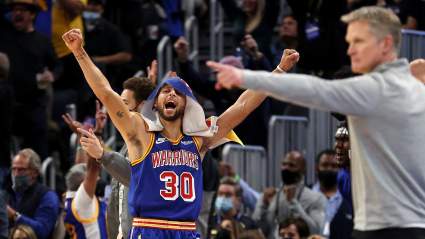 Warriors Coach Drops Bold Stephen Curry, Michael Jordan Comparison