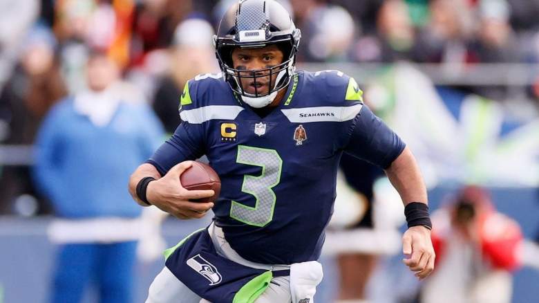 Russell Wilson responds to no trade clause report