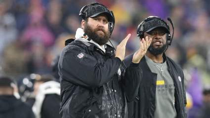 Steelers Could ‘Make a Play’ for Ex-Pro Bowl QBs in Offseason, Says Insider