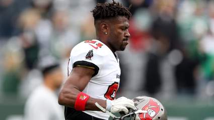 Terry Bradshaw Under Fire for Antonio Brown Comments