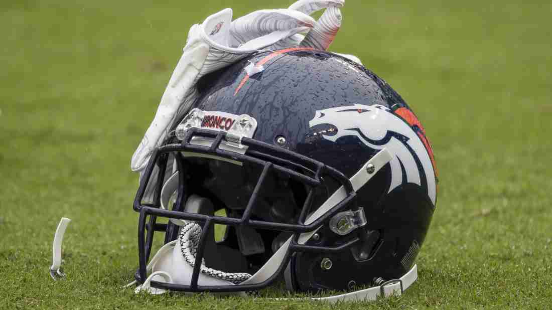 Former Broncos 2nd Round Pick Signs With Titans Report