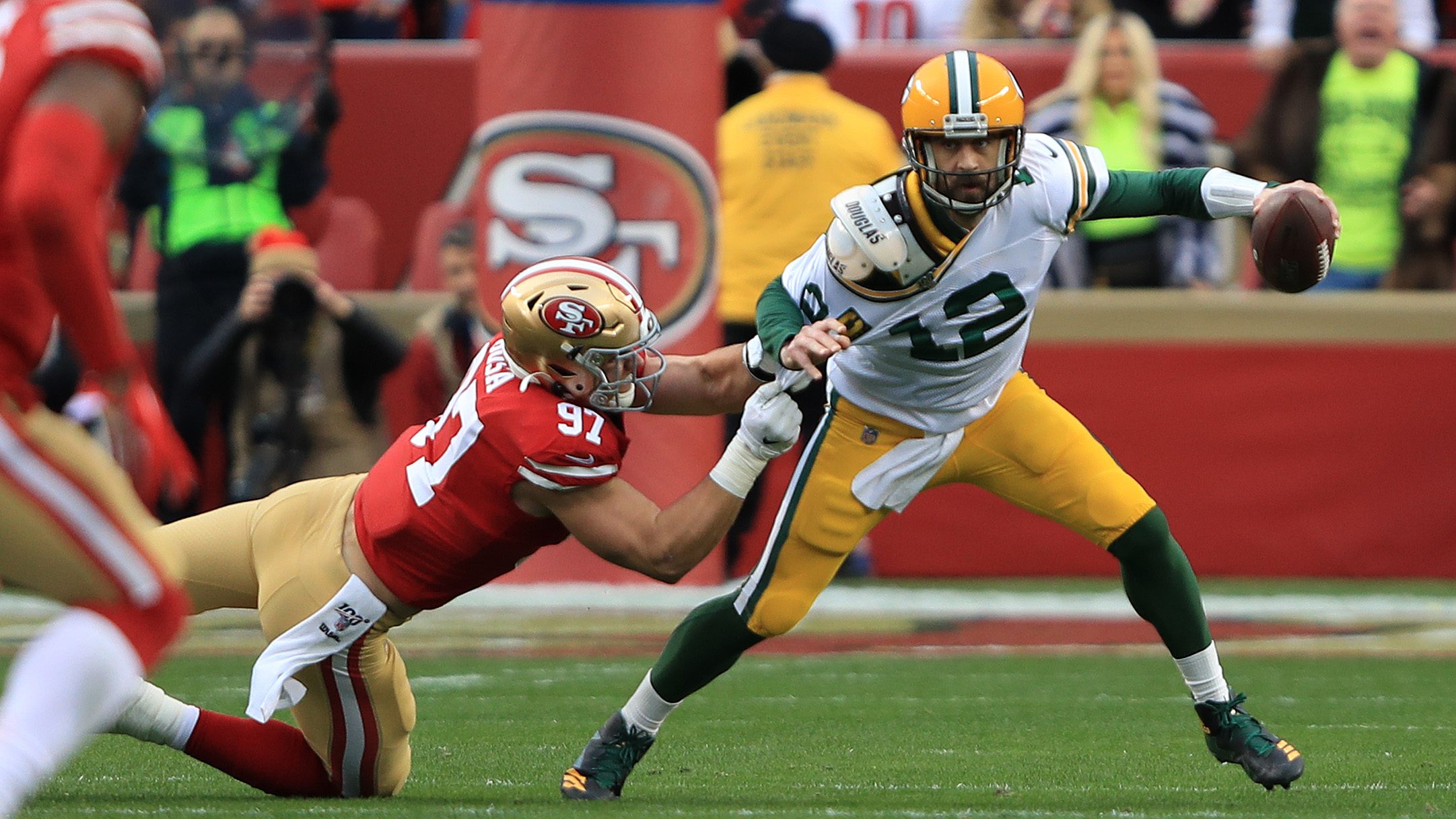 Packers activate pass rushers Smith, Mercilus ahead of 49ers game Wisconsin  News - Bally Sports