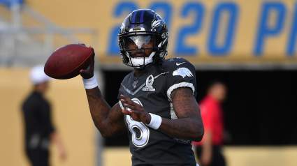 John Harbaugh Updates Lamar Jackson’s Injury Status, Recovery Timetable