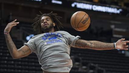 Mavericks Could Axe Vet to Make Way for New Center Signing: Insider