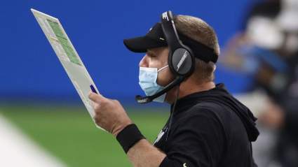 Insider Links Super Winning Coach Who ‘Would Love Derek Carr’ to Raiders