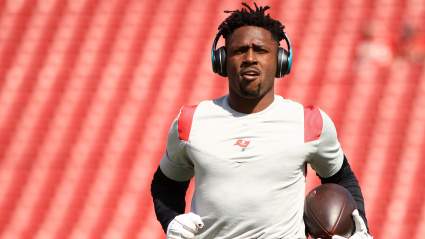 Raiders Legend Charles Woodson Sends Message on Antonio Brown