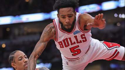 Sources: Latest Injury Could ‘Cripple’ Bulls’ Trade-Deadline Plans