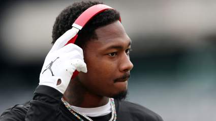 Bills WR Raises Eyebrows After Sending Falcons Star a Surprise Gift