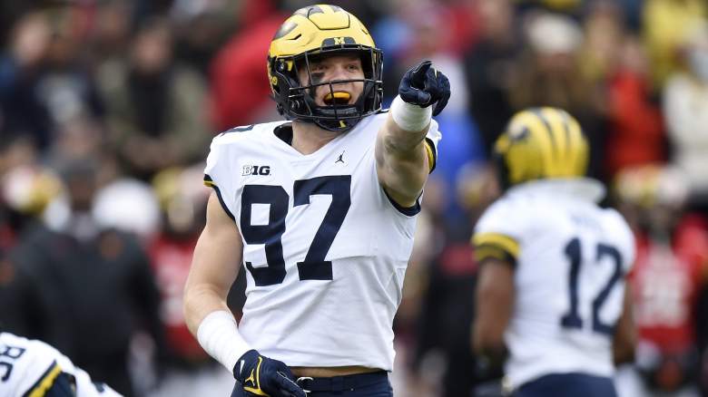 Jags select Aidan Hutchinson to bolster pass-rush in PFF mock draft