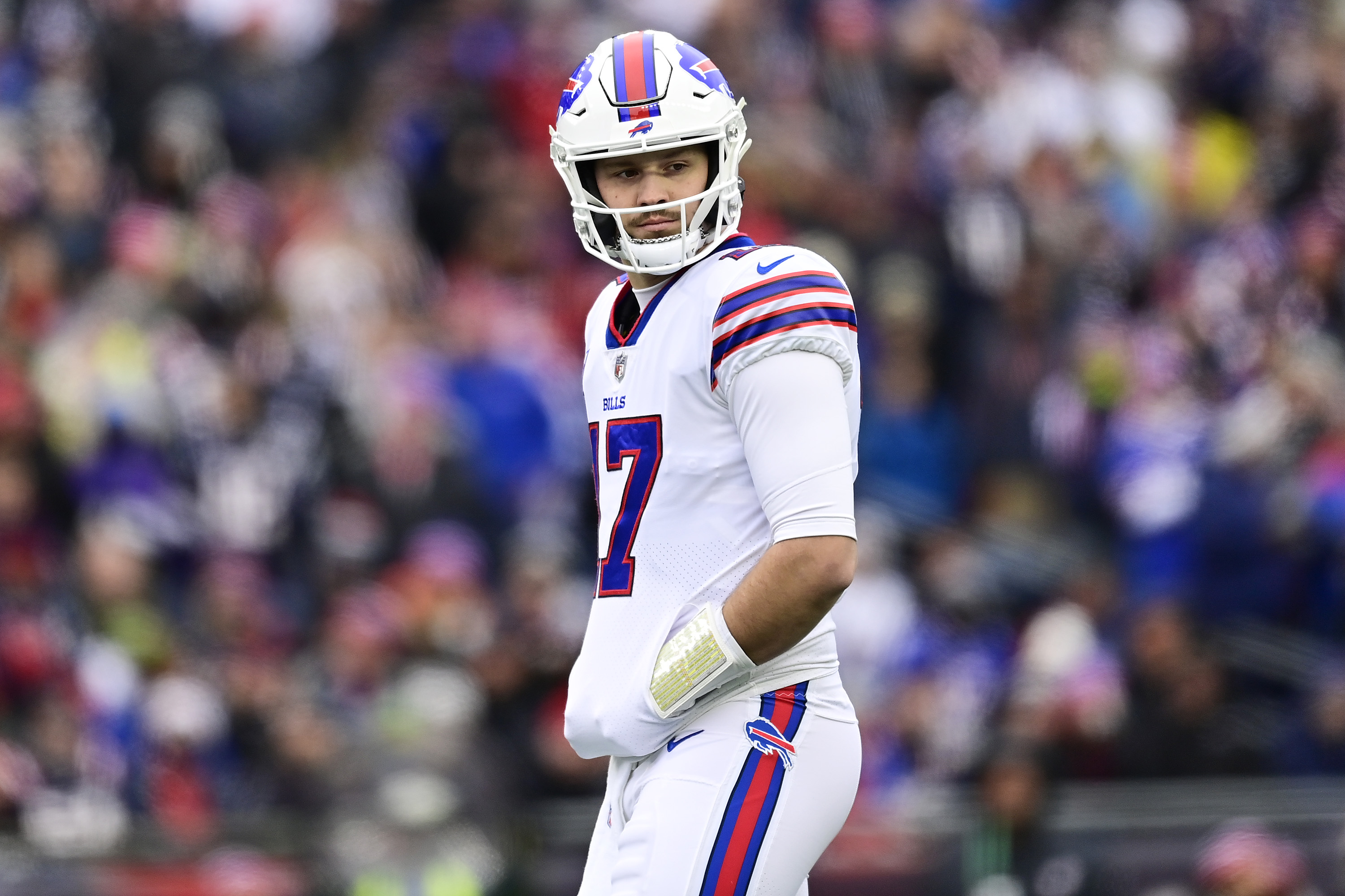 Bills QB Josh Allen Reveals Troubling Ailment Before Playoffs