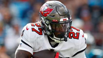 Bucs Expect 2 Key Offensive Playmakers to Miss Playoff Game vs. Eagles