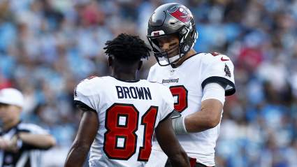 Antonio Brown Throws Shade at Tom Brady, Shows Texts From Arians [LOOK]