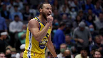 Slumping Warriors Star Should Get Boost from Klay Thompson Return