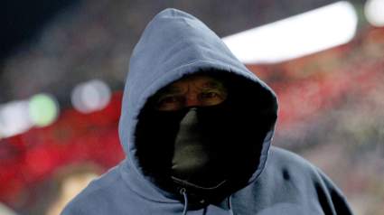 2 Patriots Legends Will Need to Take a Pay Cut to Return: Report