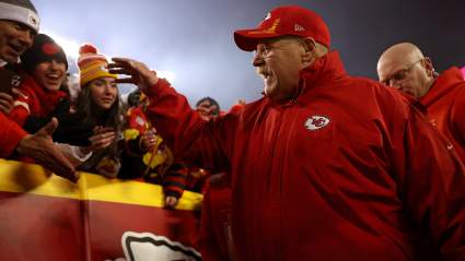 Superstar Celebrity Chef Offers Services to Chiefs After OT Thriller [LOOK]