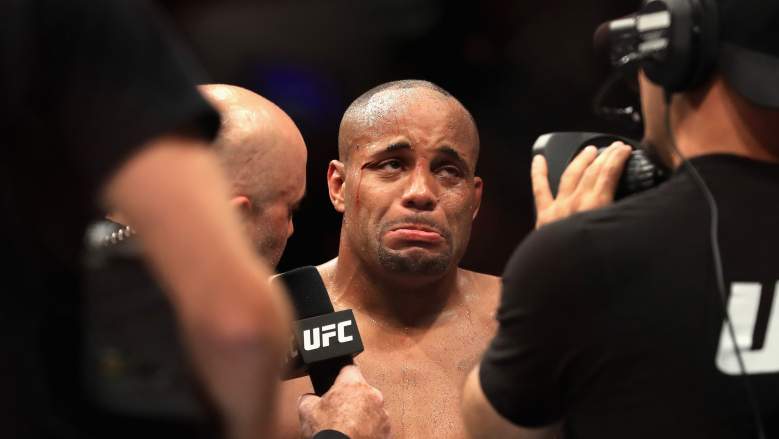 ❤️💟❤️ Daniel Cormier Slammed for Commentary at UFC 270 [LOOK] 💥👩💥