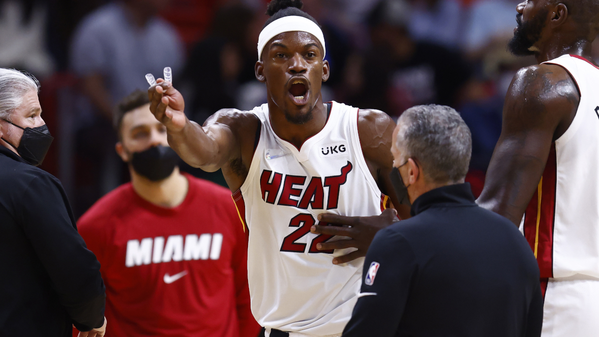 Jimmy Butler trade grades: Heat undergo massive makeover - Sports  Illustrated