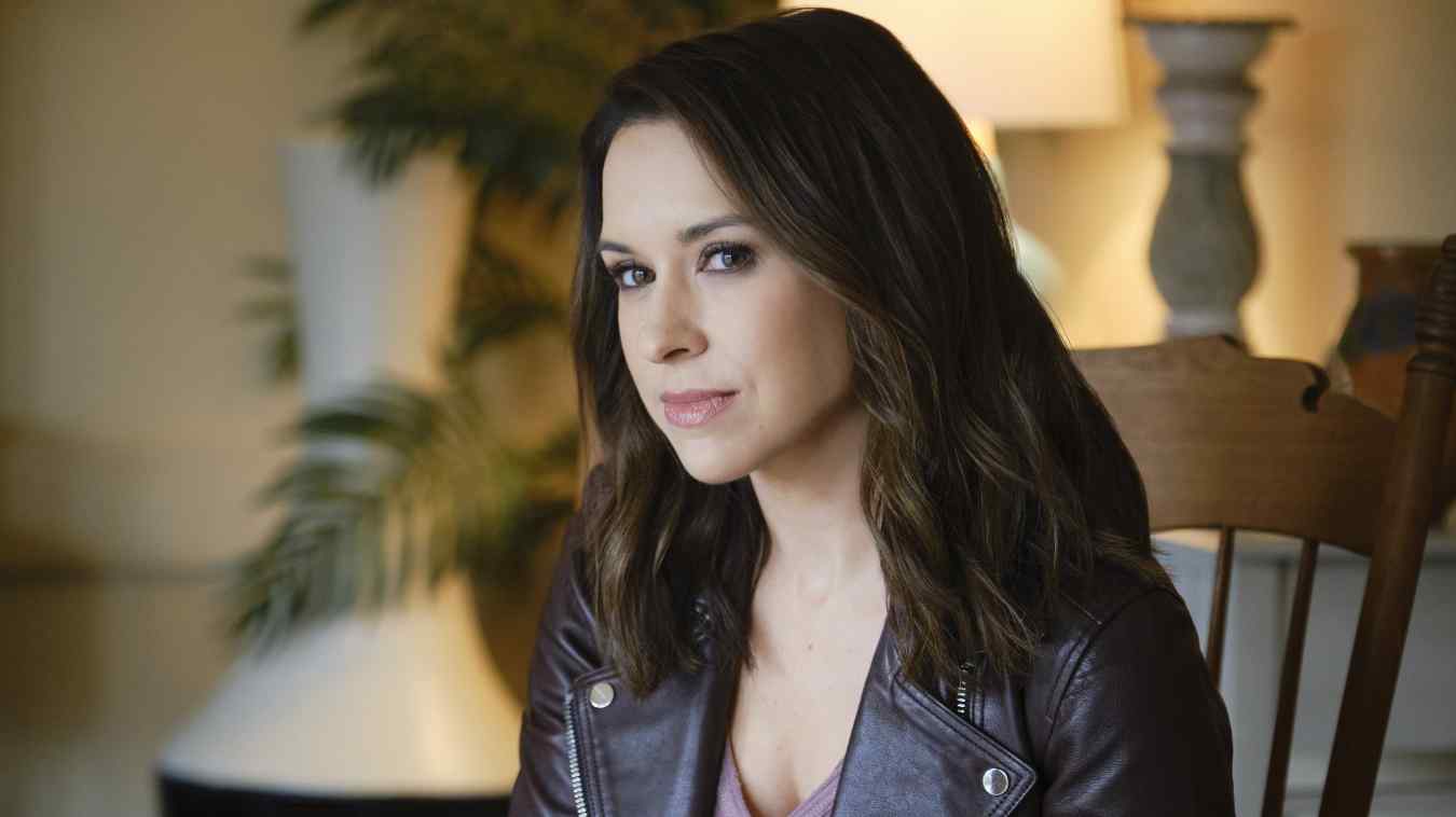 Lacey Chabert Lost Her Hearing After Recent Medical Emergency