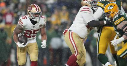 49ers’ Shanahan Provides Early Update on Trent Williams’ Status