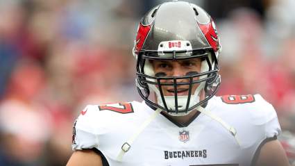 Rob Gronkowski Reacts Hilariously to Bucs Players’ Travel Snafu