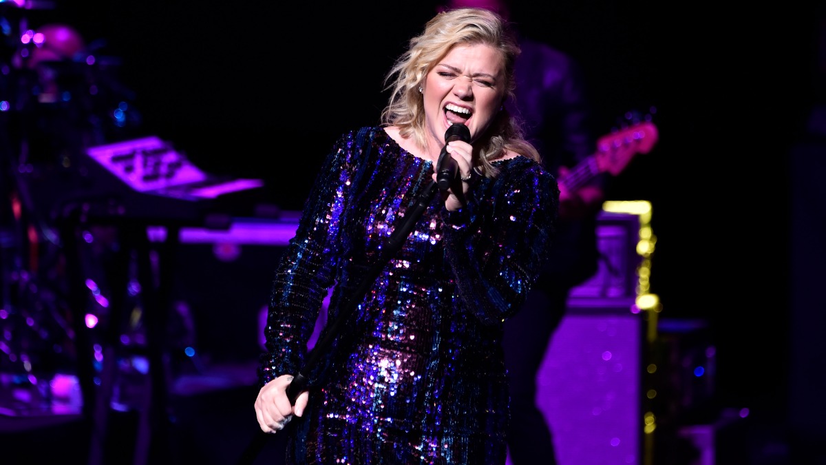 Kelly Clarkson Files for Legal Name Change Report