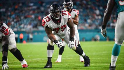Giants, Cardinals Work Out Ex-Falcons Guard