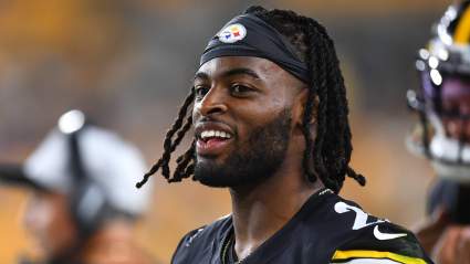 Steelers’ Najee Harris Smiles as He Puts Ravens All-Pro on Notice