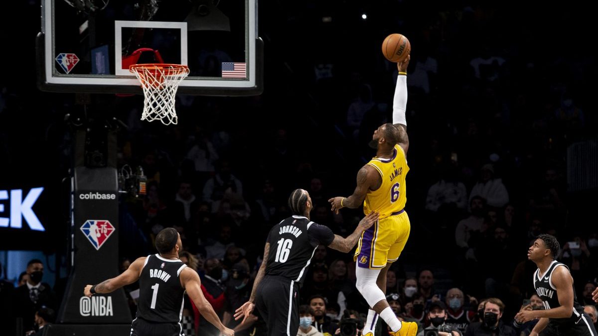 Lebron james store brooklyn nets