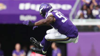 Browns ‘Looking Into’ Trade for Star NFC Pass Rusher: Report