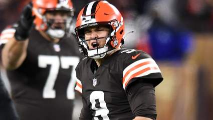 Browns QB Touted as Replacement Option for Aaron Rodgers