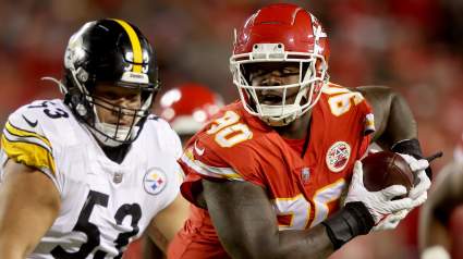 Former 2nd-Round Pick Sends Cryptic Message to Chiefs on Twitter