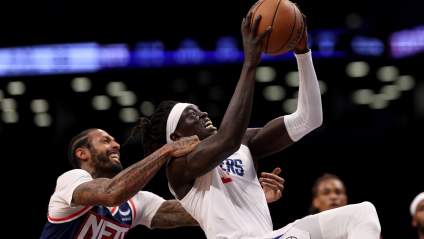 Lakers Sign Former Rival Big Man, 5-Star Prospect: Report