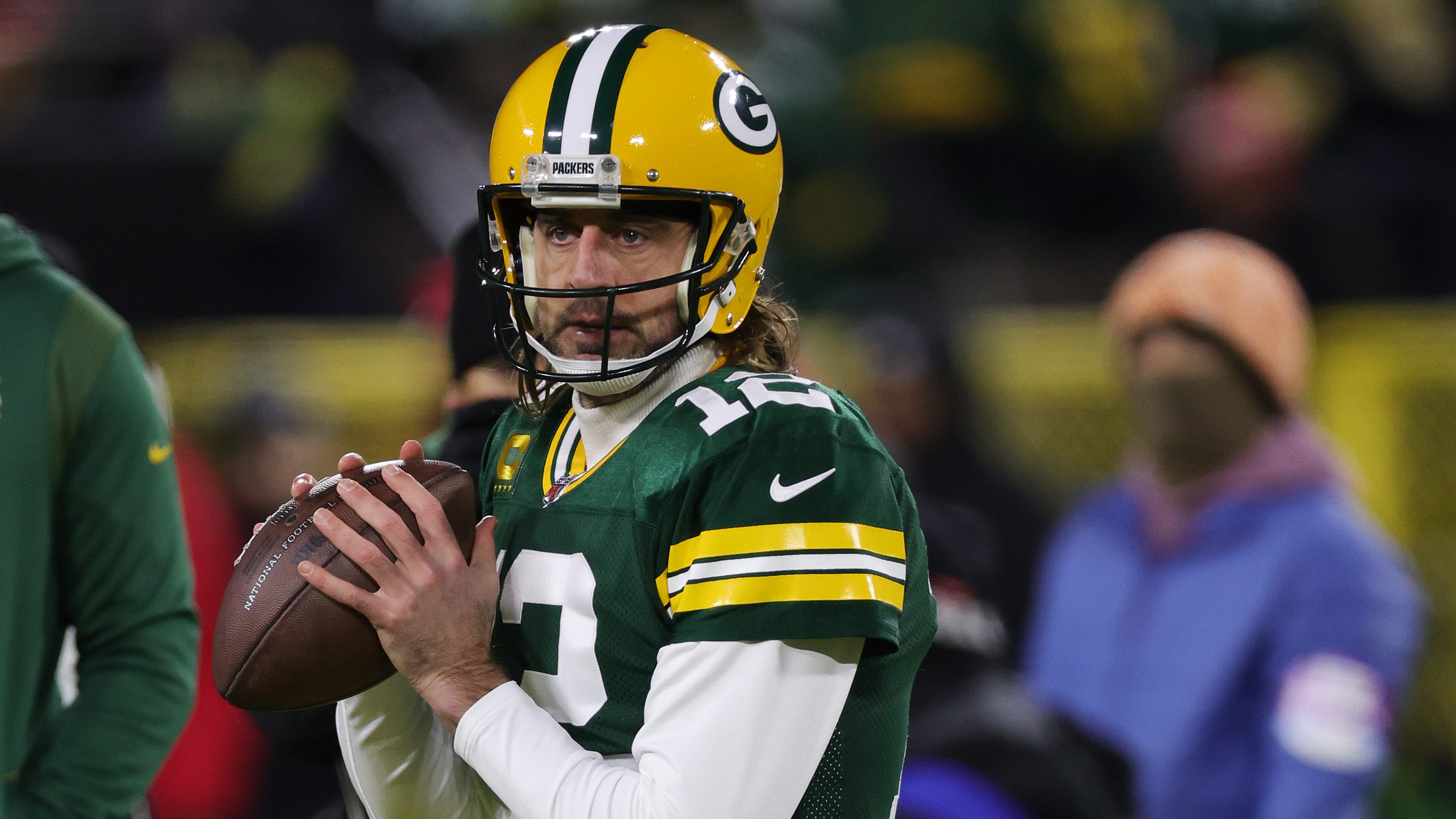 Packers Proposal Sends Rodgers To Broncos For 5 Draft Picks