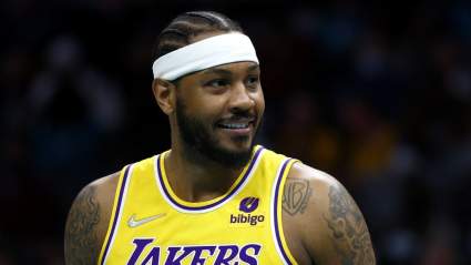 Lakers Coach Sends Strong Message to Carmelo Anthony Critics