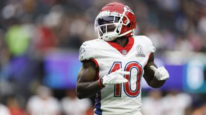 Analyst Predicts Hefty Contract Extension for Chiefs WR Tyreek Hill